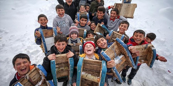 Son Dakika: Bir Çok İlde Yarın Okullar Tatil Edildi