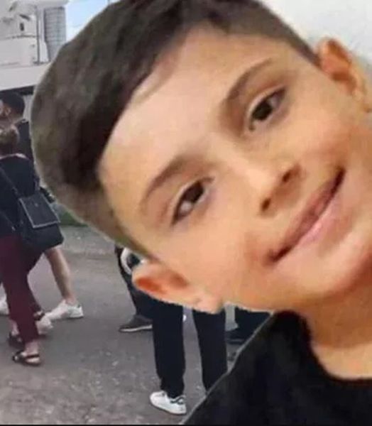 Bayramın an ac'ı olayı. 10 Yaşındaki Utku bayramlaşmaya gittiği memlekette yaşama veda etti. Ailesi haberi alır almaz yıkıldı. Nasıl olduğu ailesini daha da kahretti