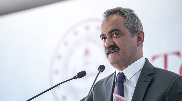 Milli Eğitim Bakanı Mahmut Özer'den Flaş Açıklama: O bölgede okullar bir hafta tatil edildi