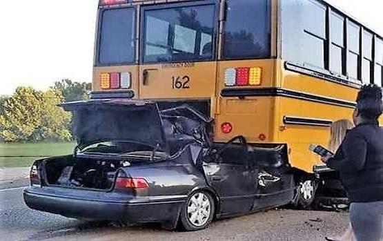 17 Yaşındaki Genç Trafik Kazasında Hayatını Kaybetti: Olay Yerine Gelen Polisler Sürücüyü Görünce Şok Oldu