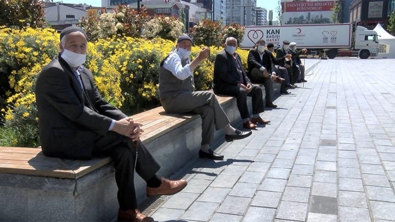 65 Yaş Ve Yalnız Yaşayanlar İçin Önemli Uyarı