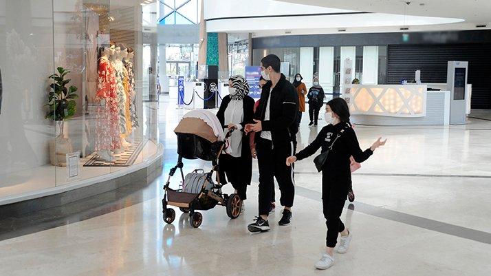 AVM’lere 3 Günde Giden Kişi Sayısı Şoke Etti