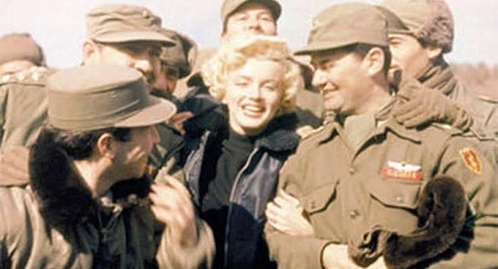 MARİLYN MONROE'NUN TÜRK ASKERİNE MORAL VERDİĞİ YILLAR