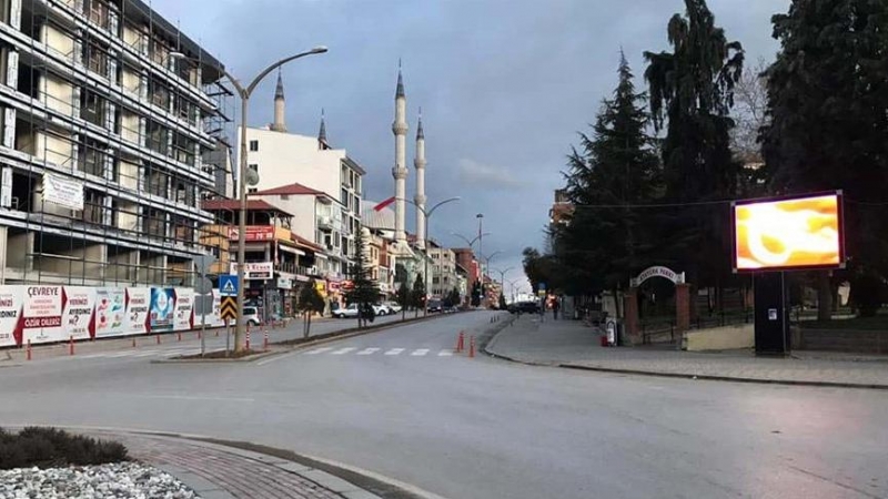 Örnek Alınacak Bir Davranış. Türkiye'de Bir İlk. Bir İlçe Kendini İzole Etti. 
