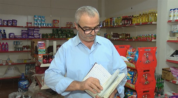 Veresiye Defterindeki Bütün Borçları Kapattı: Bana Robin Hood Deyin Dedi Ve Gitti