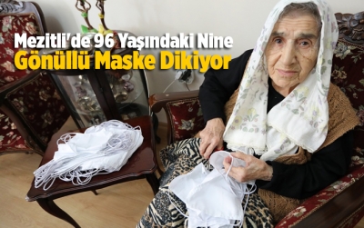 96 Yaşındaki Ninemiz, Gönüllü Olarak Maske Dikiyor