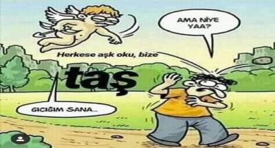 Adamın biri, her mehtaplı gecede alır başını deniz kıyısına gidermiş.