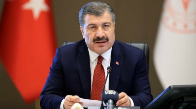 Bakan Fahrettin Koca'dan Evden Dışarı Çıkmayın Uyarısı