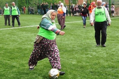 Balıkesir şehir hastanesi santralının telefonu çalar