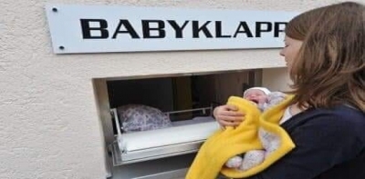 Bebek Bırakma Kutuları.