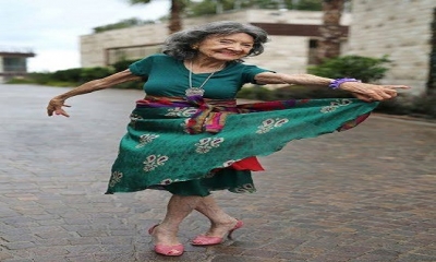 BELLİ BİR YAŞTAN SONRA ÇOK GÜZELLEŞİYOR KADIN