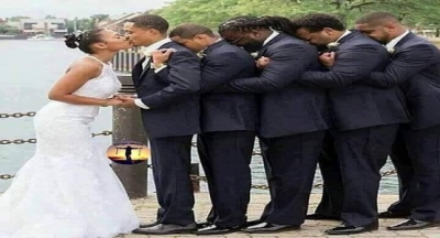 BİR DAMADA 4 CAN DOST.....