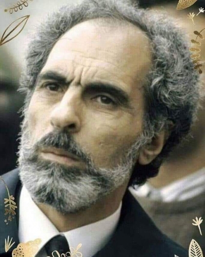 Bir gün rektör, Ebulfez Elçibey'i odasına çağırır ve aralarında şu konuşma geçer: