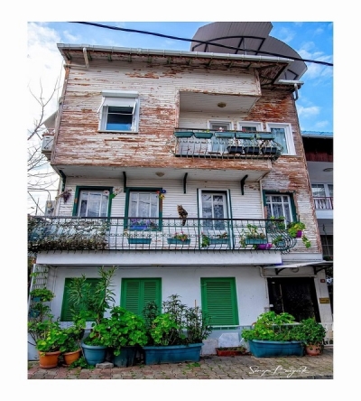 BİR JAPON GAZETECİ...