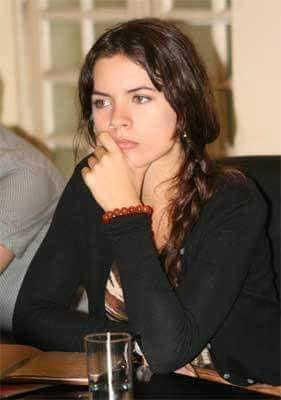 BU SOLCULARDAN NEFRET EDİYORUM