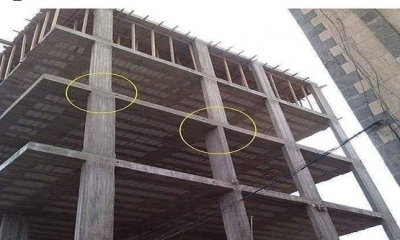 Ekranlarda prof'lar, ellerinde ders anlatım çubukları, arka planda ülkenin dev deprem haritaları...