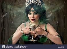 ELİ  ZEHİRLİ , KOCA KATİLİ ROMA AJANI THEAMUSA