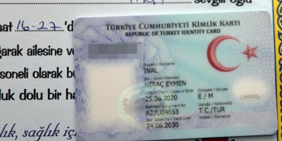 Erkek Bebekleri Var Sanıyorlardı, Doğumdan 5 Gün Sonra Doktorla Sohbet Sırasında Kızları Olduğunu Öğrendiler