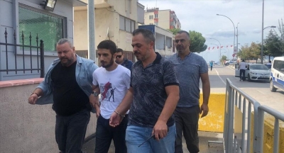 Evinde 50 Yerinden Bıçaklanmış Olarak bulunan Kadının Katili Oğlu Çıktı: Bakın Kendini Nasıl Savundu