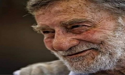 Fotoğrafını görmeden tanır mıydınız Ahmet Mekin’i.