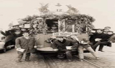 HAKSIZLIĞA BAŞKALDIRIP ZAFERE ULAŞAN 40 PARALIK ADAMLAR .....