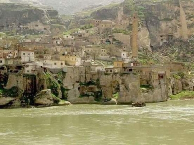 HASANKEYF DENİLEN BİR YER