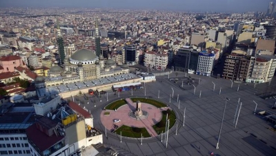 Her Hafta Sonu Sokağa Çıkma Yasağı Uygulanacak mı? Bilim Kurulu Üyesi Açıkladı