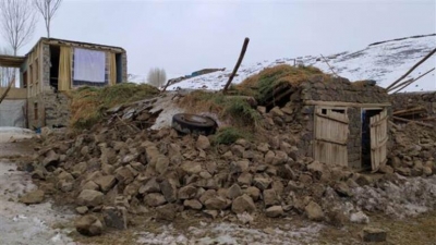 İran'da Şiddetli Deprem Van'da Hissedildi: Depremden Dolayı Van'daki Evler Yıkıldı
