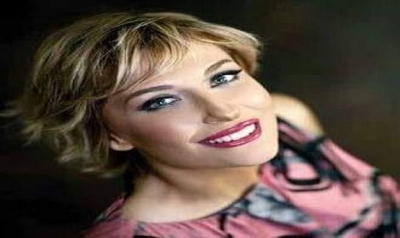 Karacıların komutanı tatbikat sırasında bir asker çağırmış. Asker