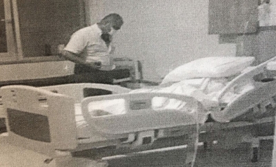 Kaynanasını Virüs Bulaştırdığı İçin Öldürmeye Kalktı: Üzerine Yastık Yorgan Kapatıp Başında Böyle Bekledi