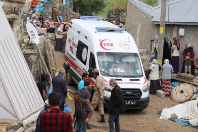 Korkunç Olay: Tandıra Düşen Kızını Kurtarmak İsteyen Anne Yanarak Hayatını Kaybetti