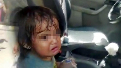 Küçük Çocuk Arabanın İçerisinde Bu Halde Bulundu