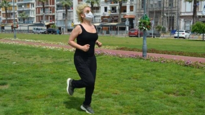 Maskeyle Sakın Spor Yapmayın, Ölürsünüz