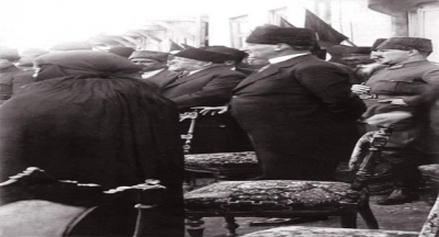 Mustafa Kemal Atatürk: “ Yakın bunları!”