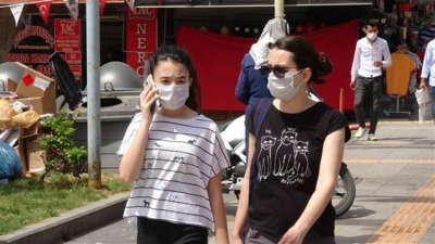 'Ne zamana kadar maske takacağız?' sorusuna Bilim Kurulu üyesinden yanıt
