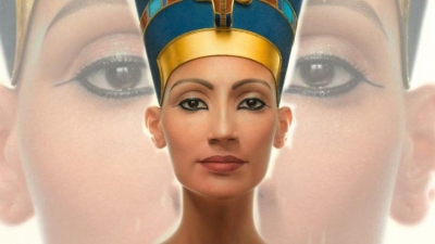 Nefertiti, Mısır kraliçesi, Mısır Firavunu IV. Amenhotep'in eşi, Firavun Tutankhamun'un kayınvalidesidir