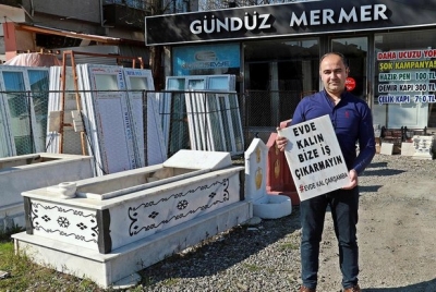 Samsun'da mermer ustasının mezar taşı yazısı gündeme bomba gibi düştü