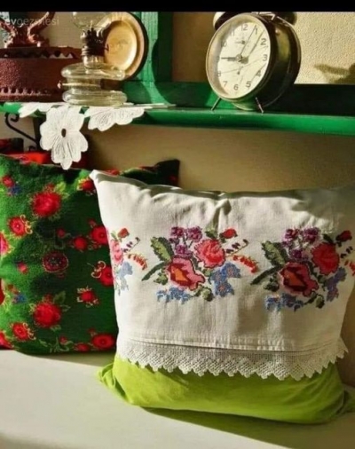 SEKSENLİ VE DOKSANLI YILLARDA GENÇ KIZ OLMAK ...