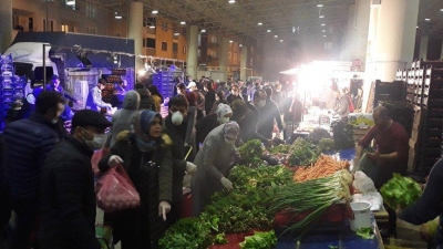 Sokağa Çıkma Yasağı İlan Edildi, Cumartesi Pazarı Gece Yarısı Talan Edildi