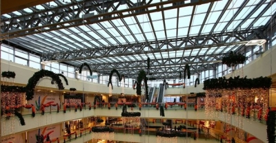 Son Dakika: Corona Salgını Nedeniyle AVM'ler Kapılarını Kapatıyor