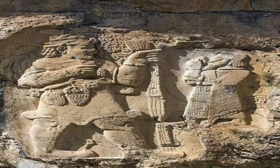 Şu olaya bakın. Bu iki kaya anıt, 3000 yıldır Konya'dan insanlığa sesleniyor. 