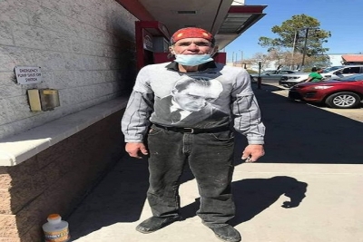 Üç beş gün önce..Benzin istasyoununda durdum. 