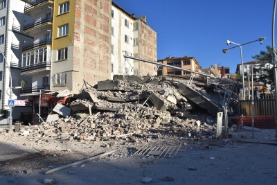 Uzmanlardan Korkutan Uyarı: Büyük Depremin Ayak Sesleri Geliyor. Yüz Binlerce İnsan Ölebilir
