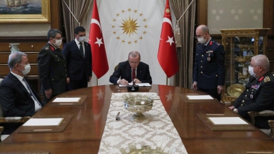 YAŞ kararları açıklandı! İşte 2020 YAŞ kararları terfi listesi: İşte emekliye ayrılan ve terfi eden askerlerin listesi