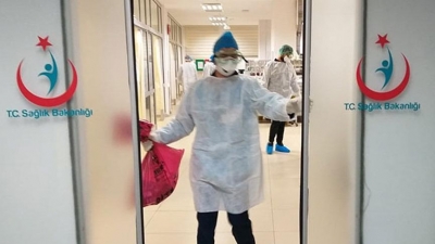 Yasak Olmasına Rağmen İftarda Bir Araya Gelen Kişilerde Corona Çıktı